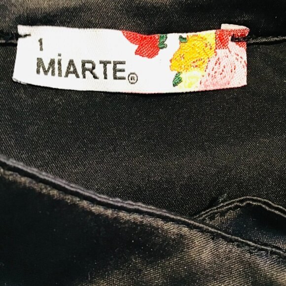 Miarte Satin Ruffle Front Sleeveless Top Size S - Picture 6 of 6